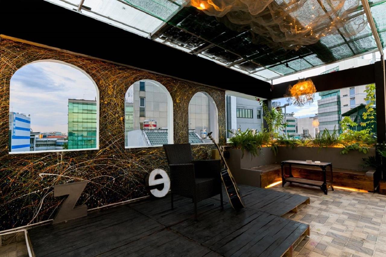 Cactusland Hotel & Apartment Хошимин Экстерьер фото