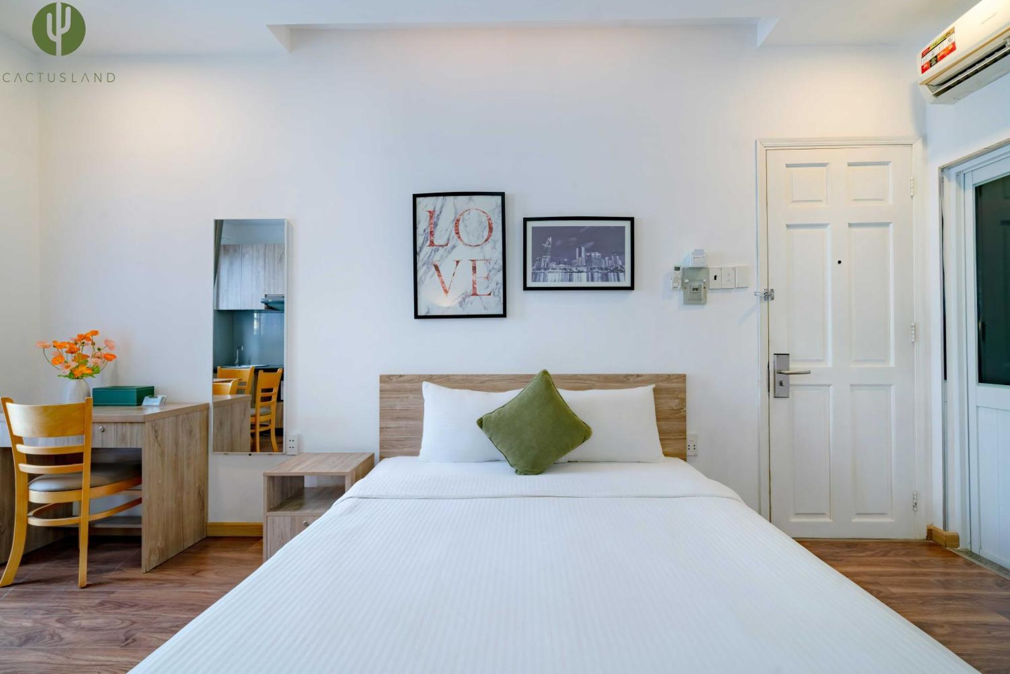 Cactusland Hotel & Apartment Хошимин Экстерьер фото